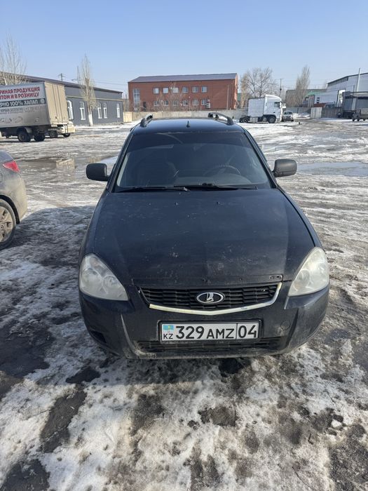 Продам Лада приора 2 универсал.2013 год выпуска.