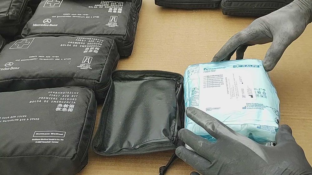 Аварийна Аптечка Авто Аптечка Audi Mercedes BMW/Mini Чисто нови