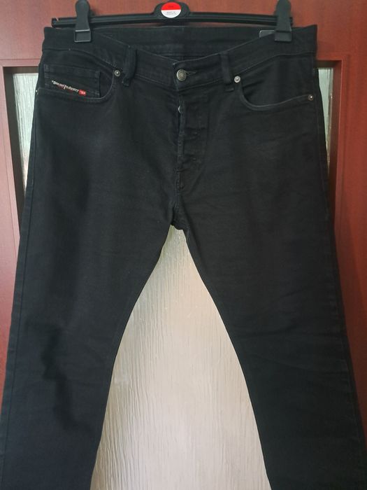 Blugi barbati Diesel