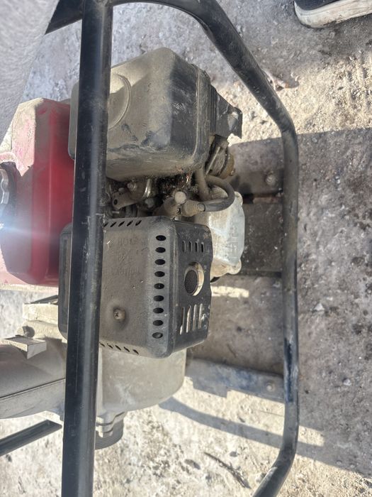 Мотопомпа в шорошом состаянии