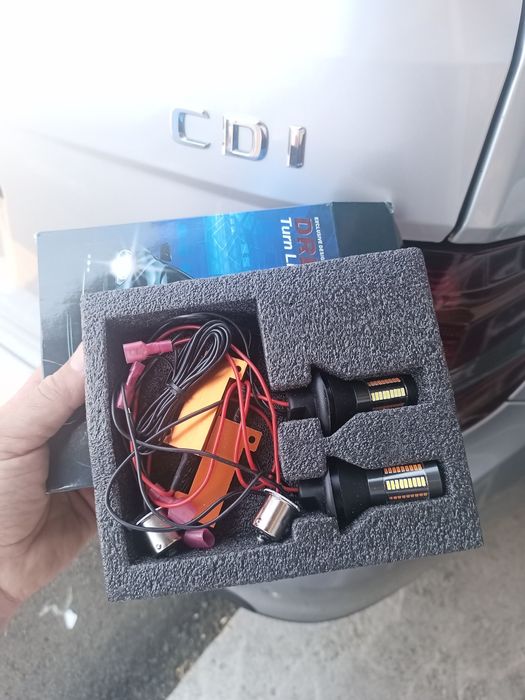 DRL диодни светлини с мигач