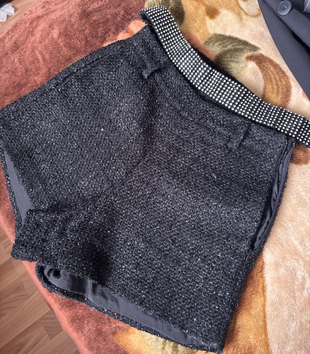 вещи все по 2500тг!