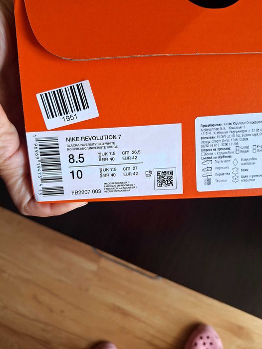 Nike маратонки  40 номер