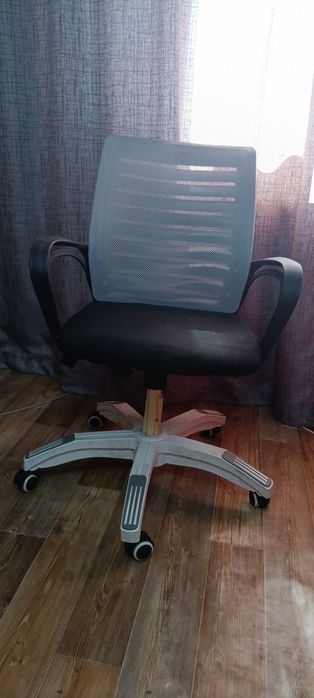 Игровое компьютерное кресло (БУ)