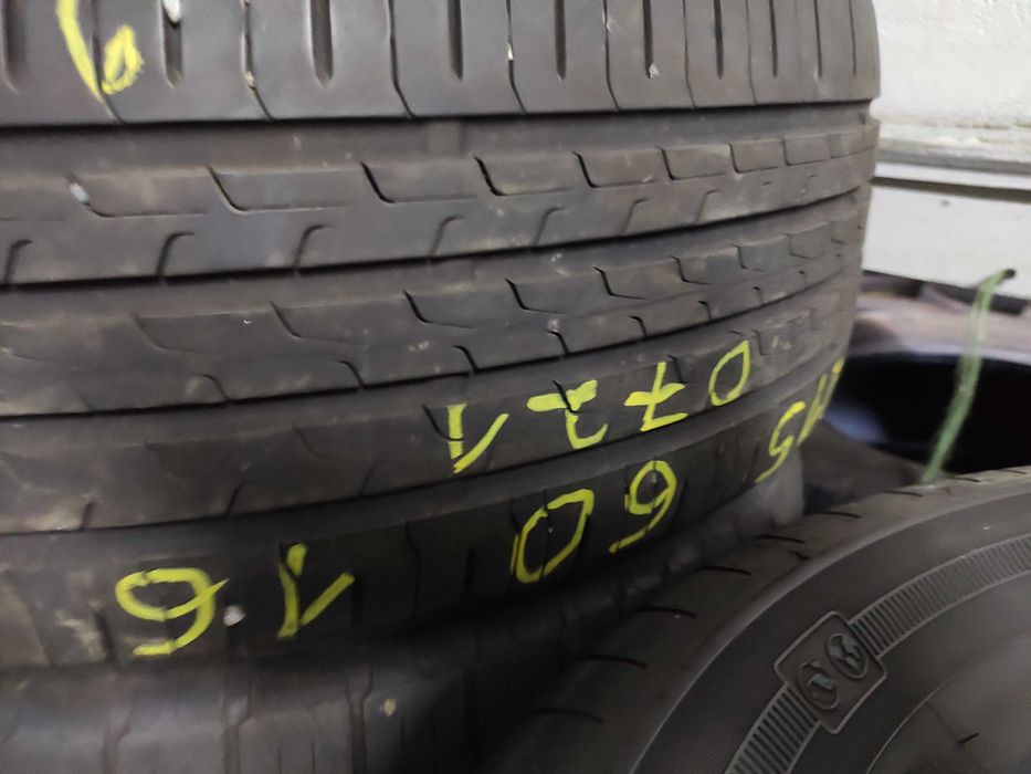 4бр Летни гуми 215 60 16 - Continental
