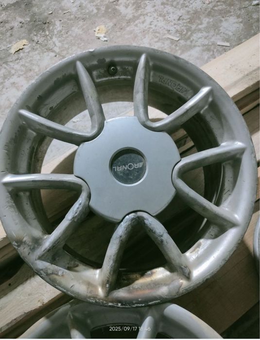 Продам комплект дисков Субару