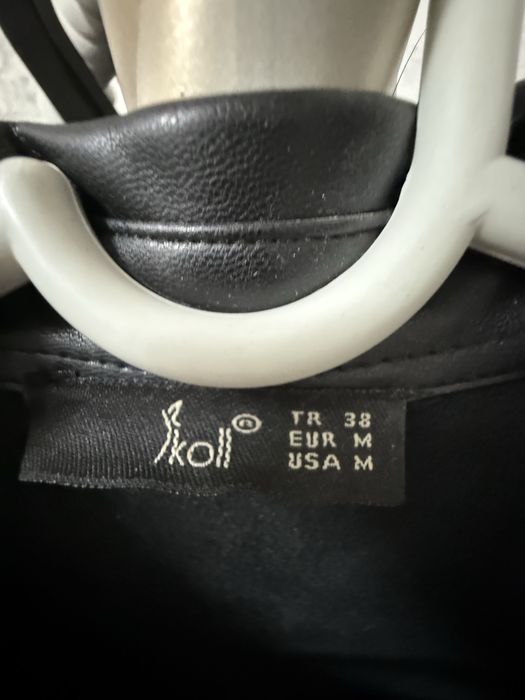 Платье из эко кожи