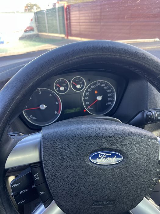 FORD Focus 2005 — imagine 4