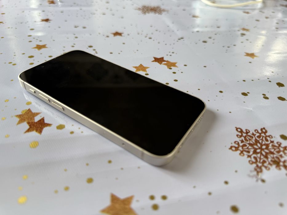 Продам айфон 13 мини