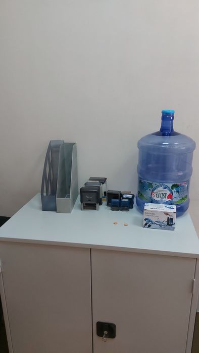 Срочно продаем для офиса