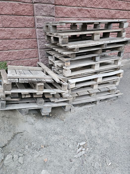 Паллеты               .