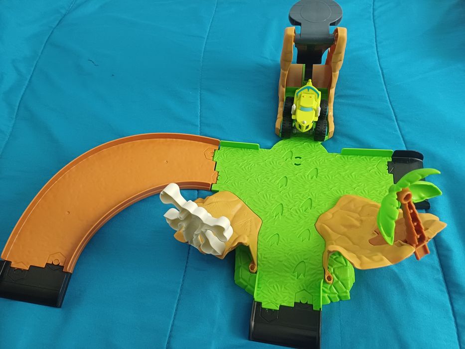 Играчка писта Пламъчко и машините (Зек)