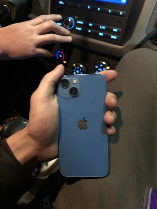 Iphone 13 128/83 синий