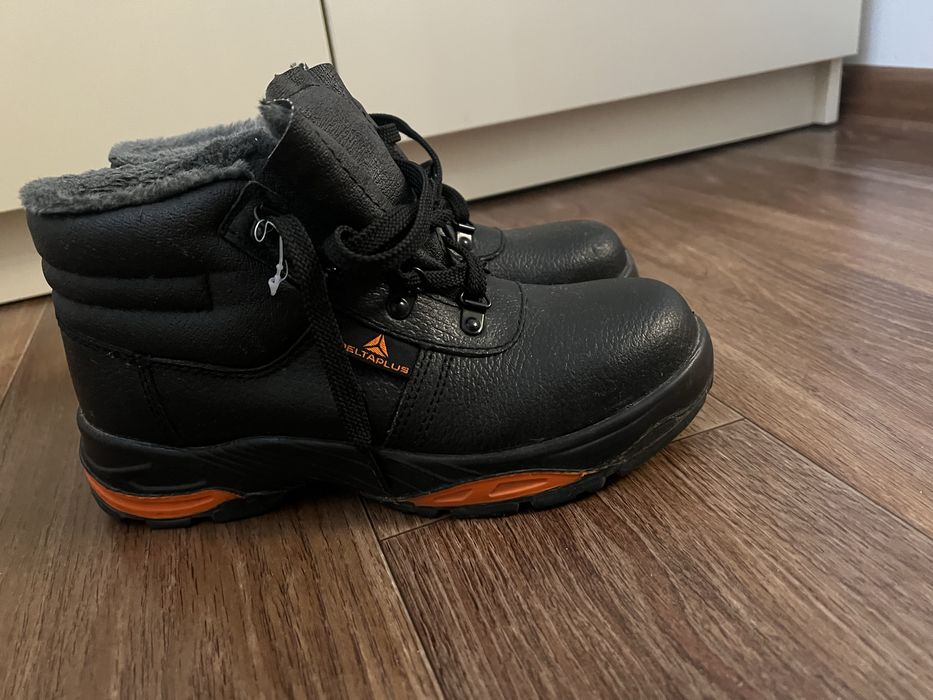 Продам защитные ботинки Delta Plus, размер 38