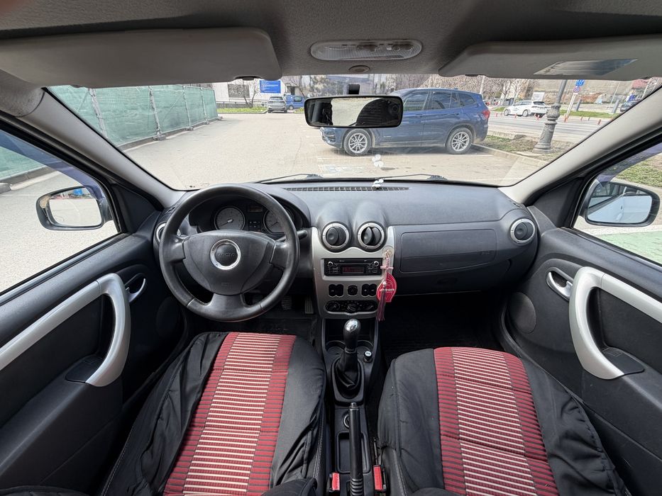 Dacia Logan 1.2 benzina an 2012