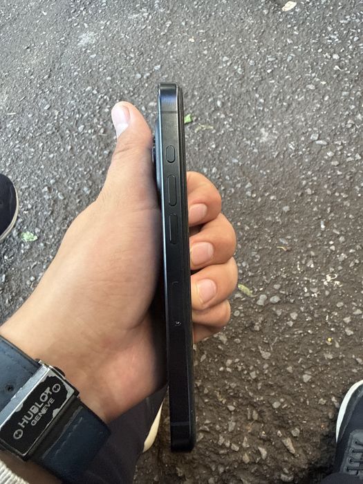 Продам IPhone 15 pro