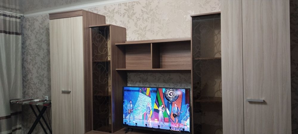 Продам стенку в гостиную