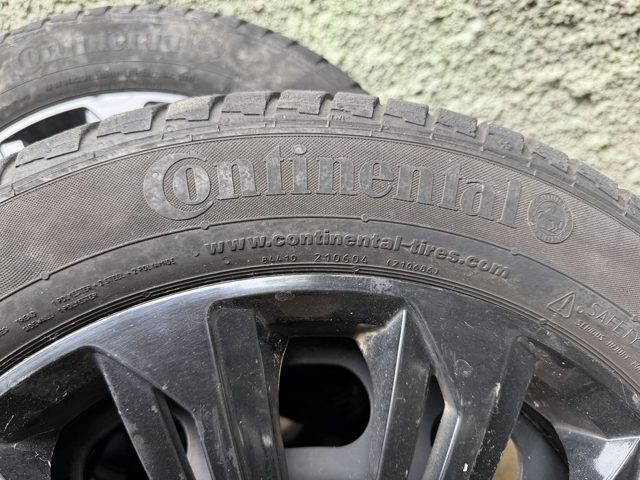 Roti bmw cu anvelope de iarna