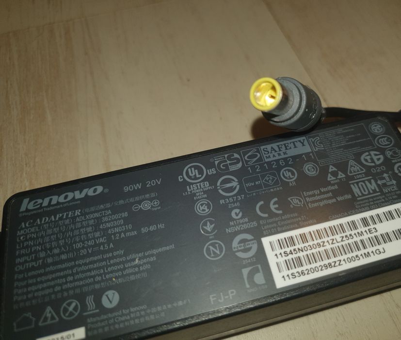 Incarcator alimentator Lenovo original 90W 20v 4.5a ADLX90NCT3A