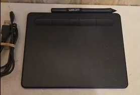 Графический планшет Wacom Intuos Small Bluetooth