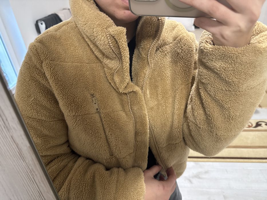 Късо пухкаво яке