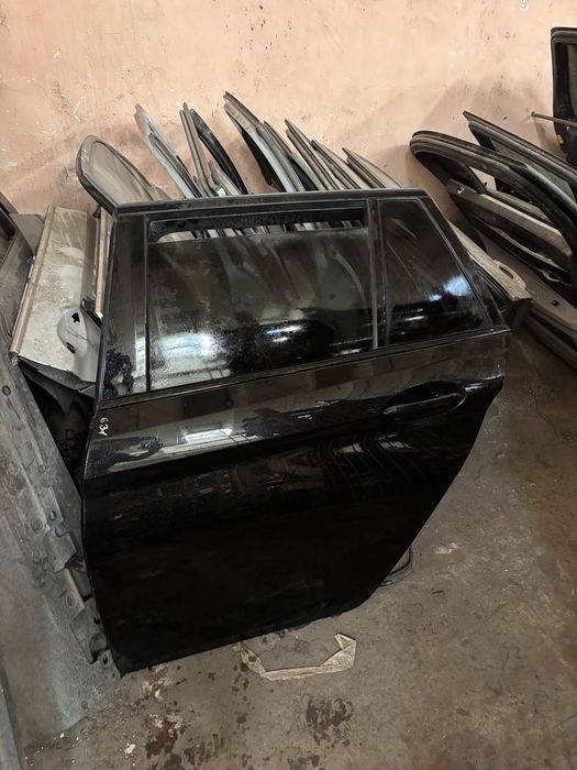 Задна лява врата BMW G31