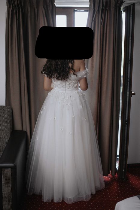 Vand rochie de mireasa