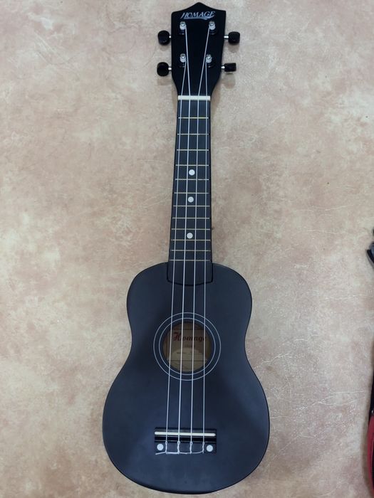 Продам укулеле в идеальном состоянии