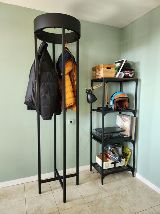 Закачалка за дрехи/закачалка подова