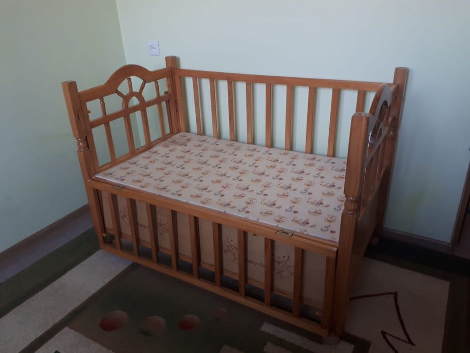 Детский кровать для малышей и подростков.