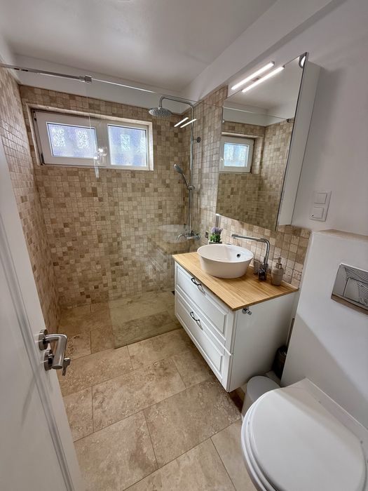 Apartament de inchiriat pe termen lung