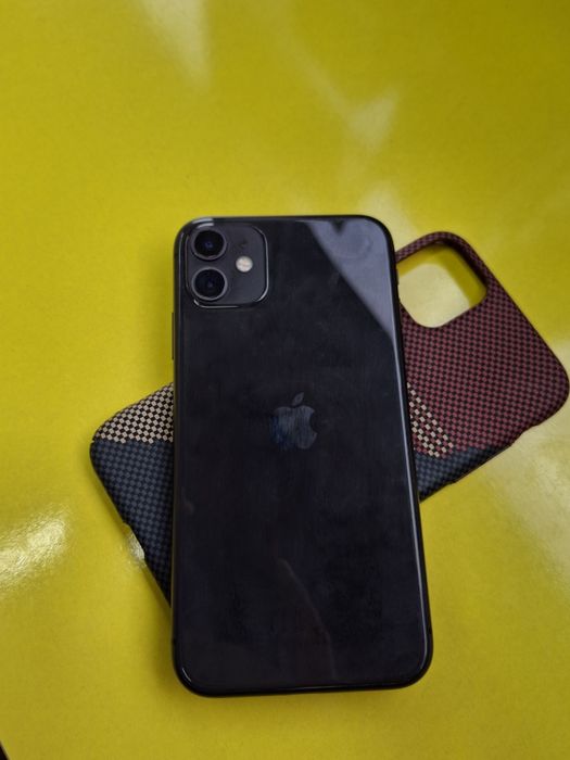 IPhone 11 в хорошем состоянии