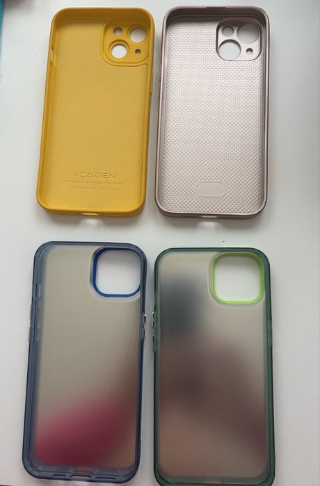 Huse iphone 14 noi si folosite