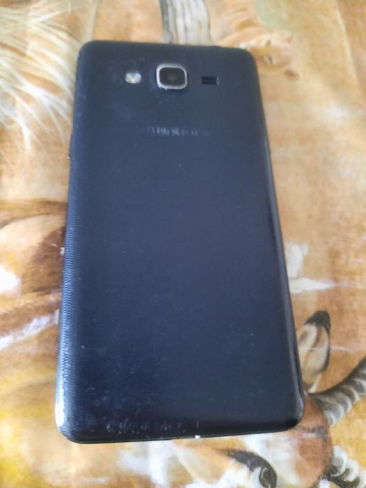 Сотовый Самсунг J5 Прайм