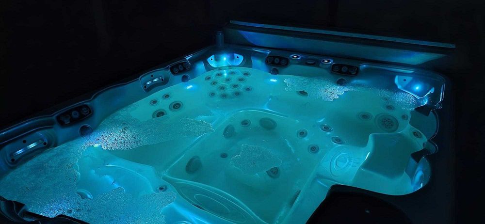 Cabana cu psicina,jacuzzi