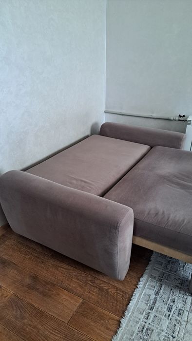 Диван в хорошем состоянии