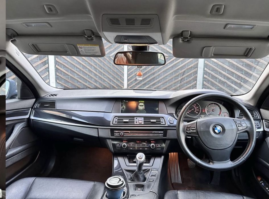 Vând/Schimb  Bmw F10 2.0d  volan dreapta