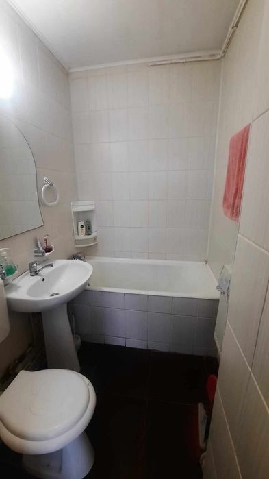 Apartament 3 camere lângă metrou Tudor Vladimirescu