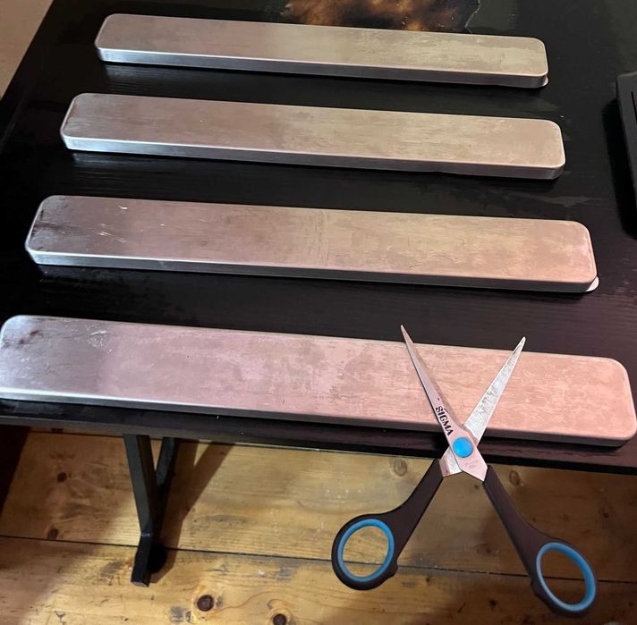 Suport magnetic pentru cutite, 38 cm