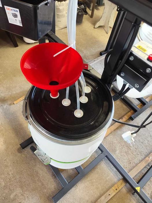 Masina imbuteliere apa, masina imbuteliat