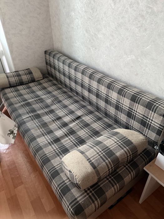 Б/У диван раскладной после химчистки