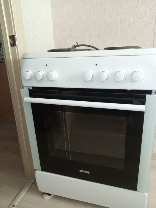 Продам электрическую плиту