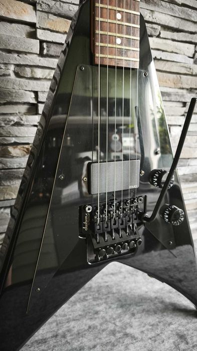 Chitara electrica Jackson King V STD Professional Japan EMG Flying V - TOC + Garantie
