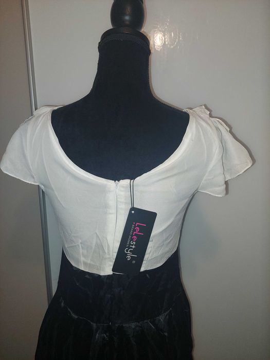 Rochie office cu volanase