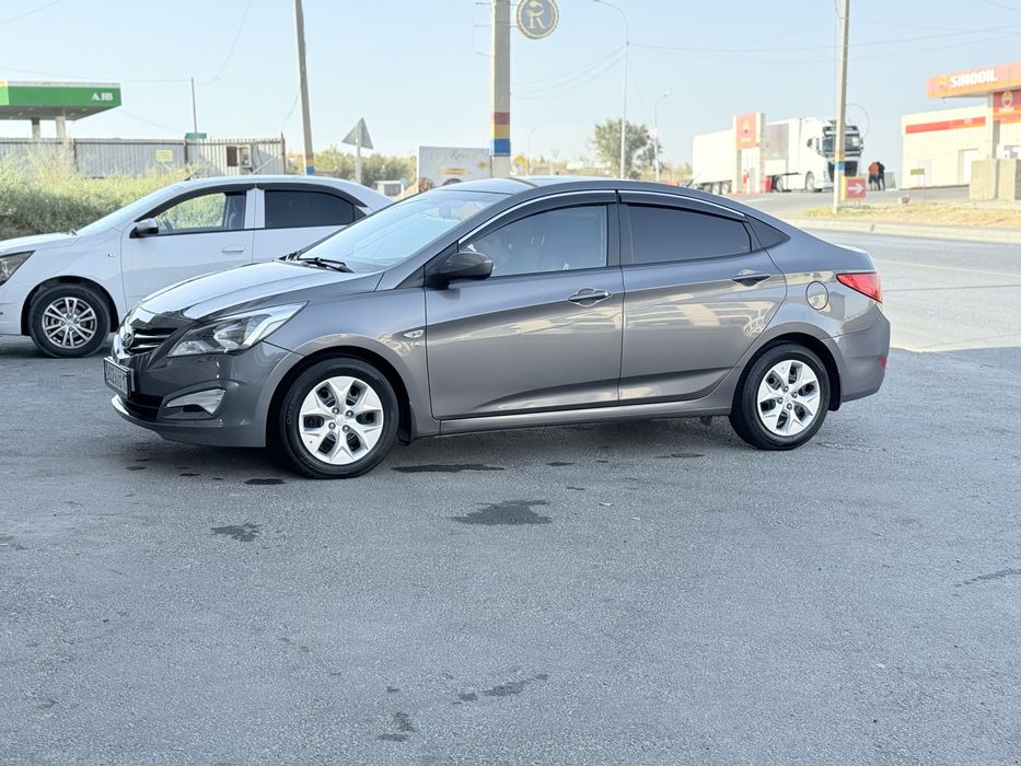 Продам машину Accent