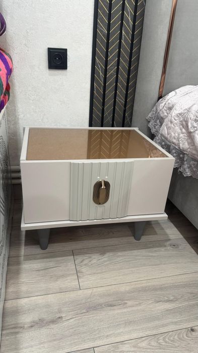 Продам спальный гарнитур