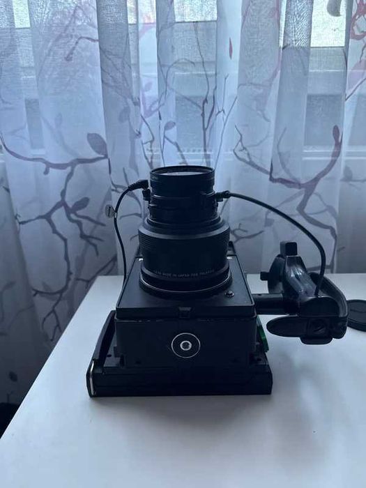 Polaroid 600SE Instant Film Camera Mamiya 127mm F4.7 Lens