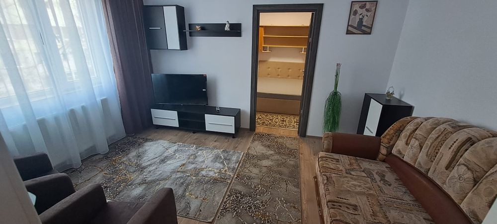 Închiriez apartament 2 cam Galați micro 19
