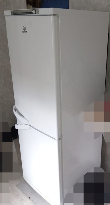 Срочно продам рабочий холодильник