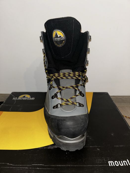La Sportiva Baruntse bocanci